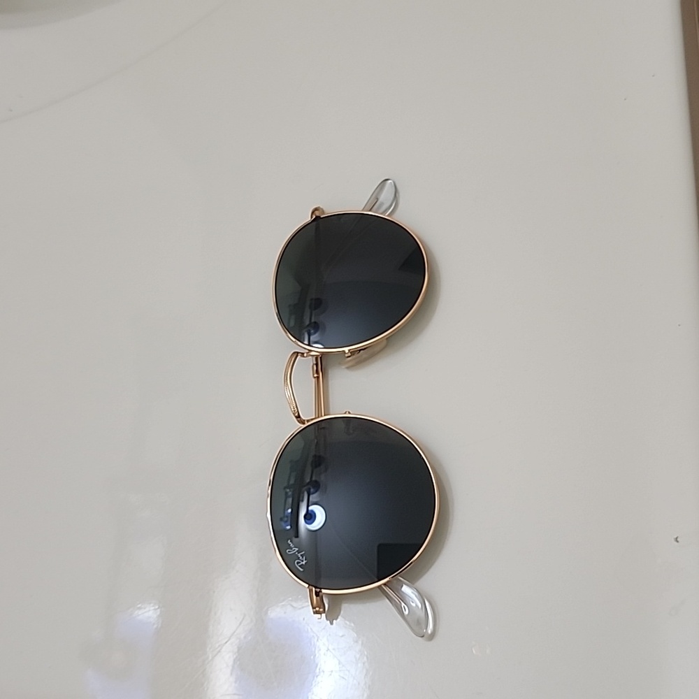 Ray-Ban Rounds NWT sunglasses only - Picture 8 of 8